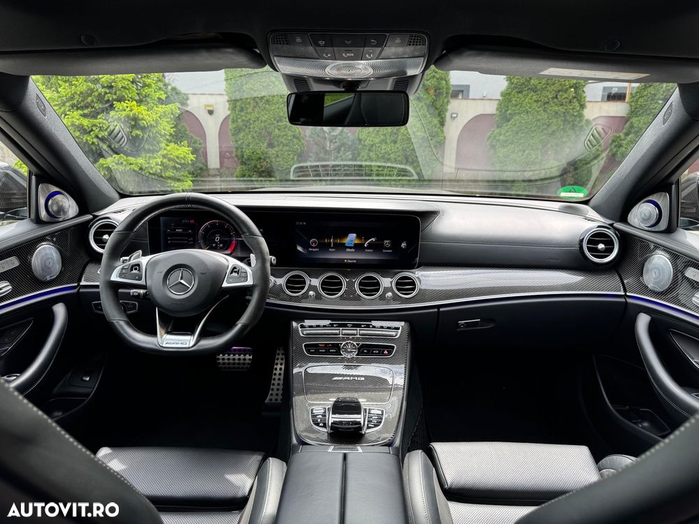 Mercedes-Benz E AMG 63 4Matic AMG Speedshift 9G-MCT - 11