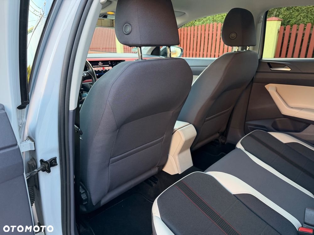 Volkswagen Polo - 25