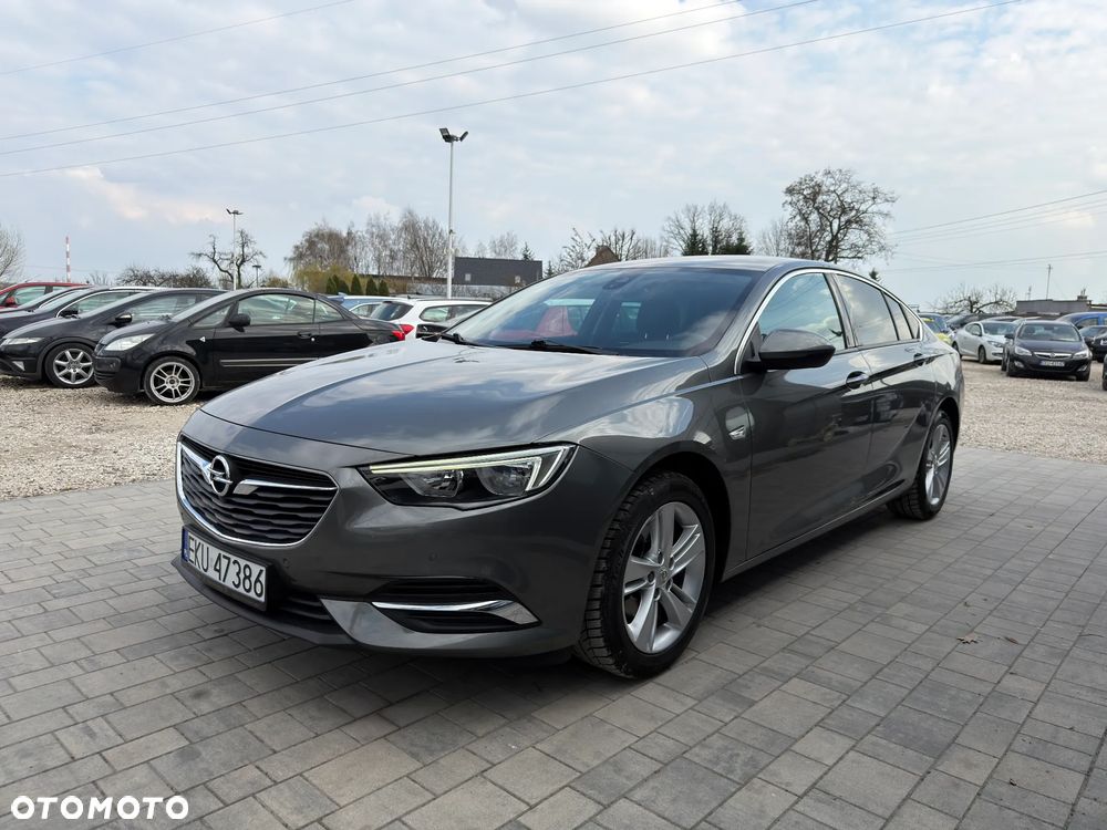 Opel Insignia 1.5 T Exclusive S&S - 19