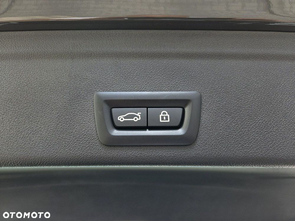 BMW X6 - 28