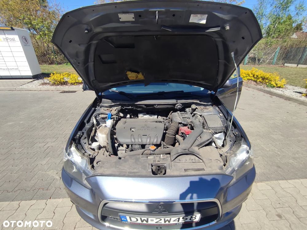 Mitsubishi Lancer 1.8 Intense - 28