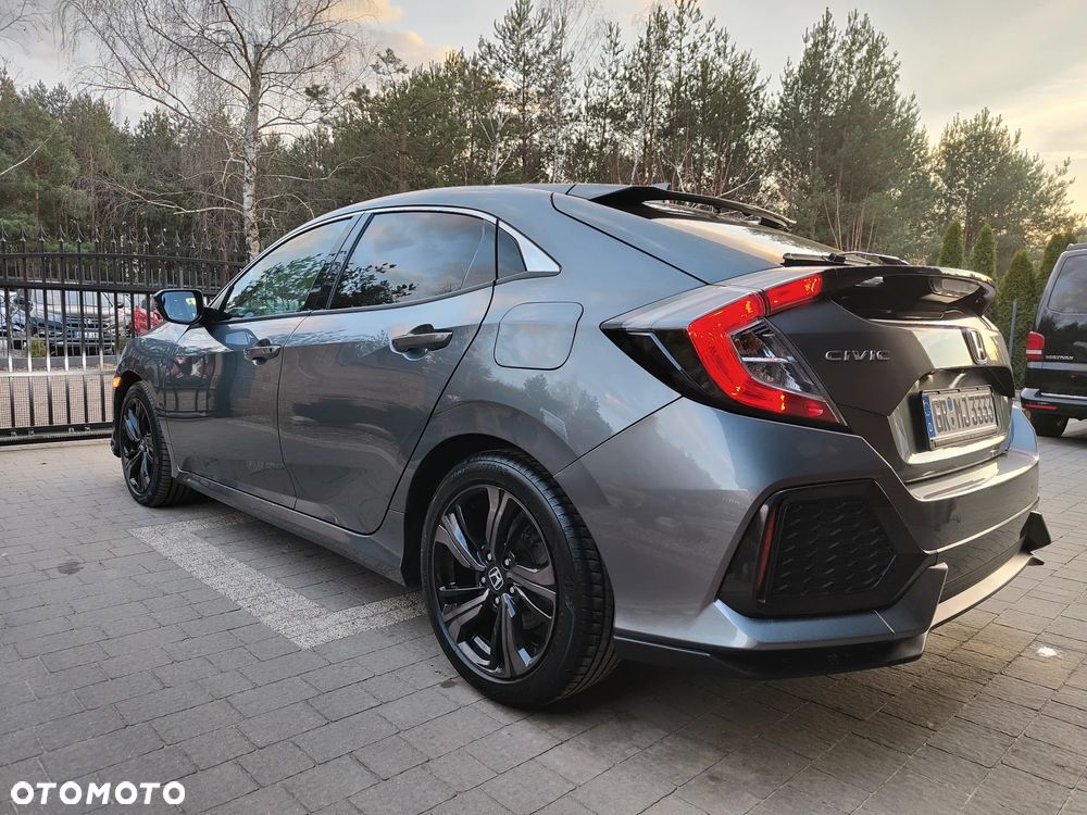 Honda Civic 1.6 i-DTEC Executive Black Edition - 5