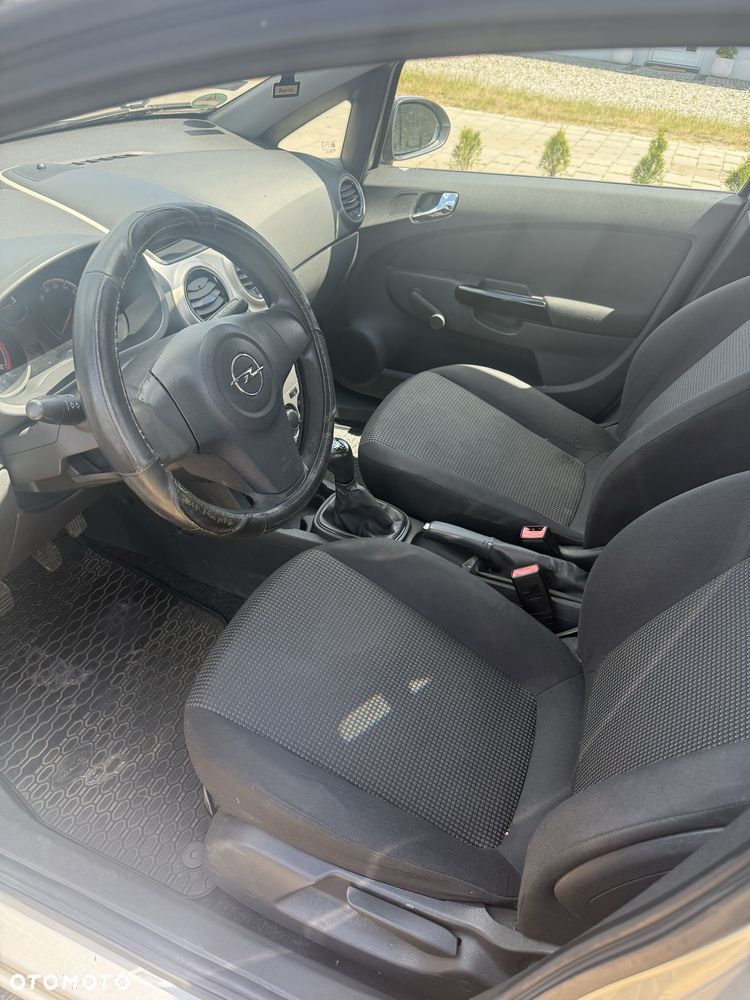 Opel Corsa - 6
