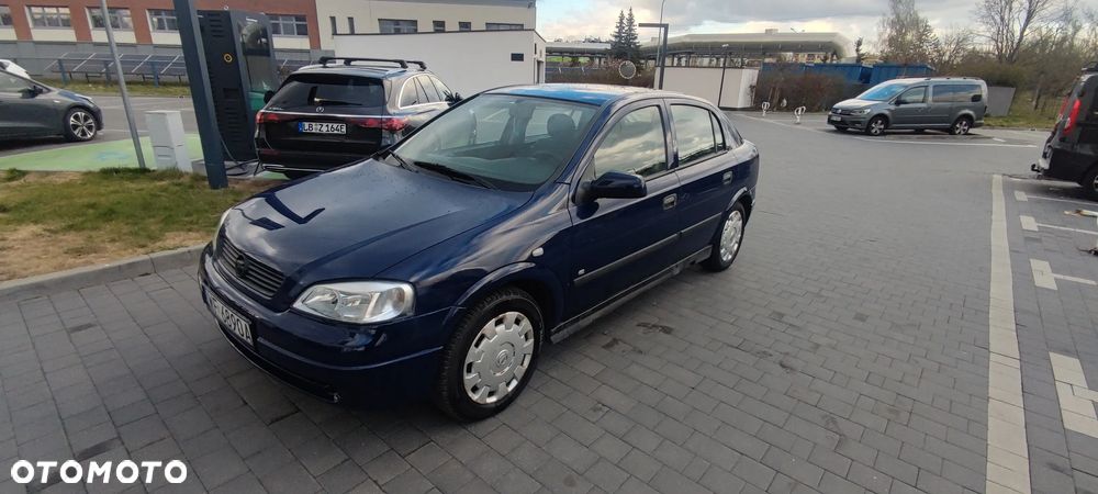 Opel Astra 1.4 - 12