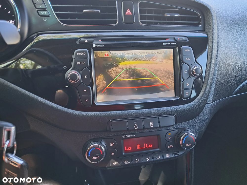 Kia Ceed 1.4 CVVT Attract - 9