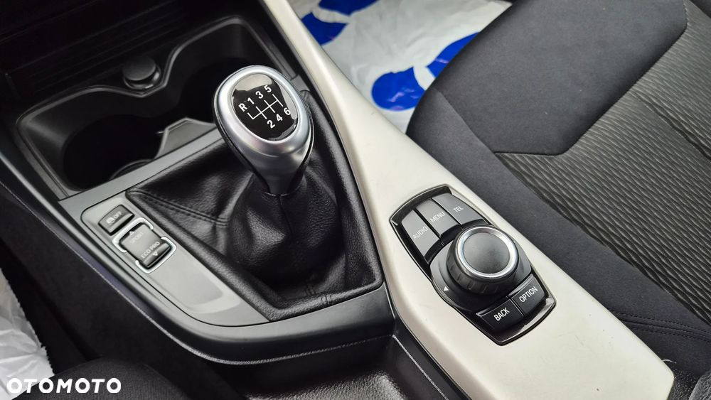 BMW Seria 1 116i Sport Line - 17