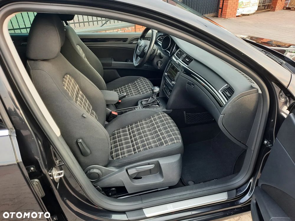 Skoda Superb 2.0 TDI DSG Exclusive - 13