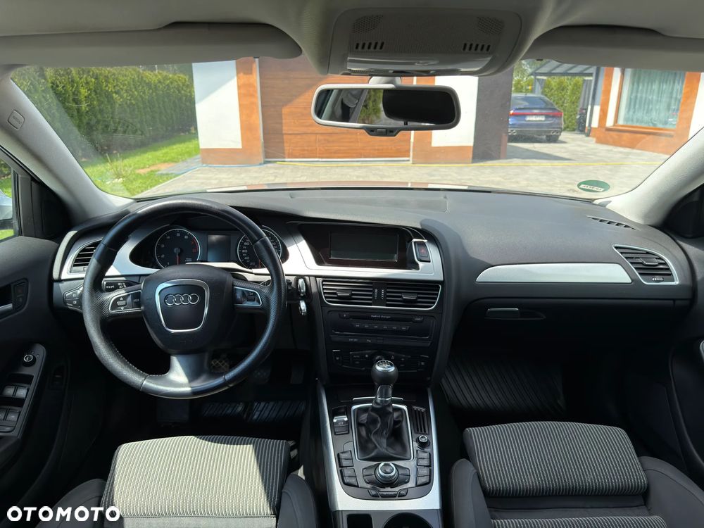 Audi A4 Limousine 1.8 TFSI Ambiente - 34