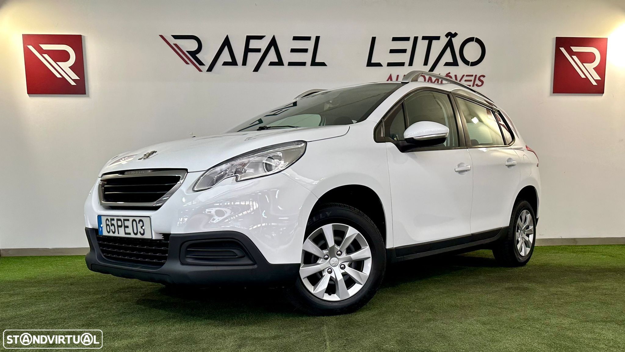 Peugeot 2008 1.2 VTi Access - 1
