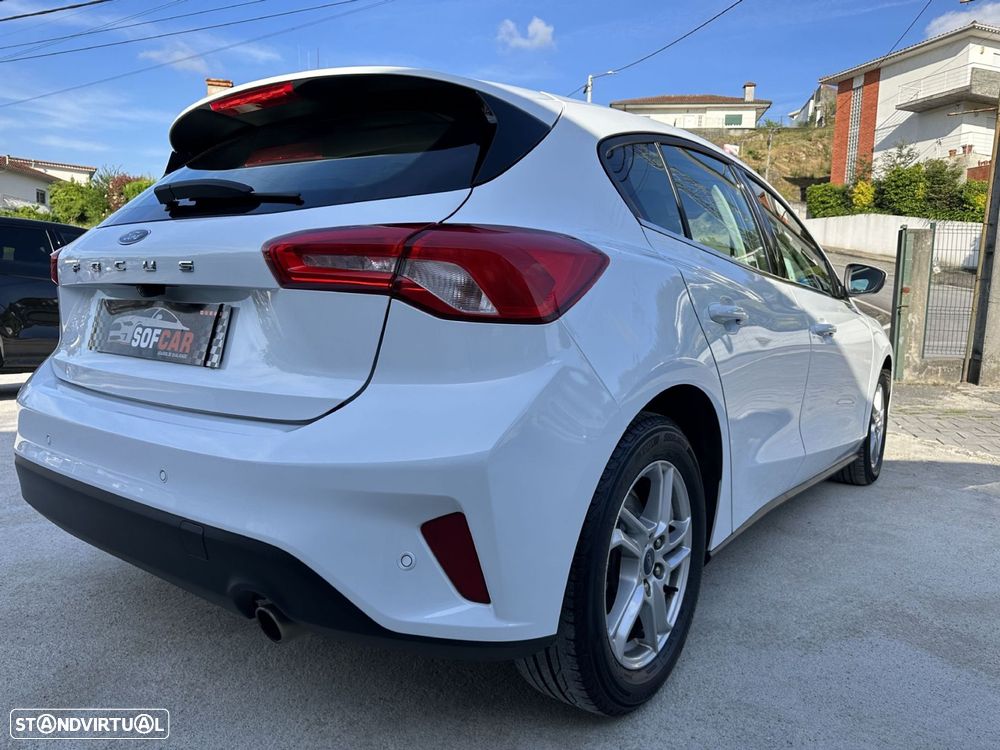 Ford Focus - 25