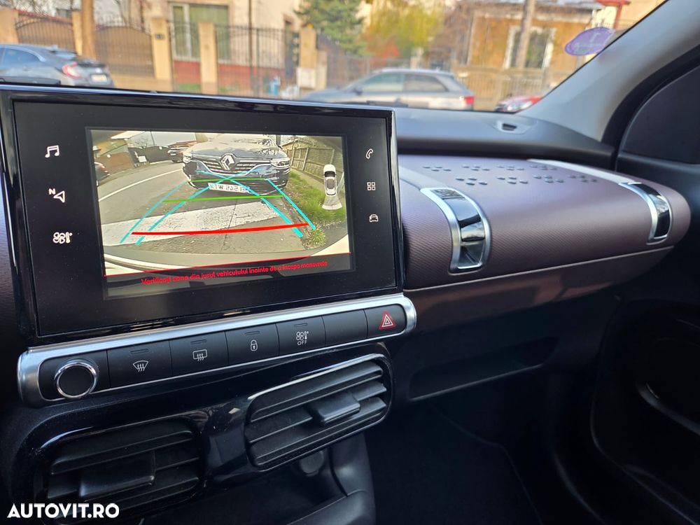 Citroën C4 Cactus 1.2 PureTech S&S BVM6 Shine - 22
