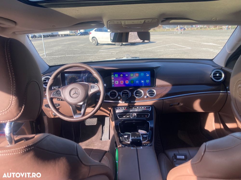 Mercedes-Benz E 220 d 4MATIC Aut. - 13