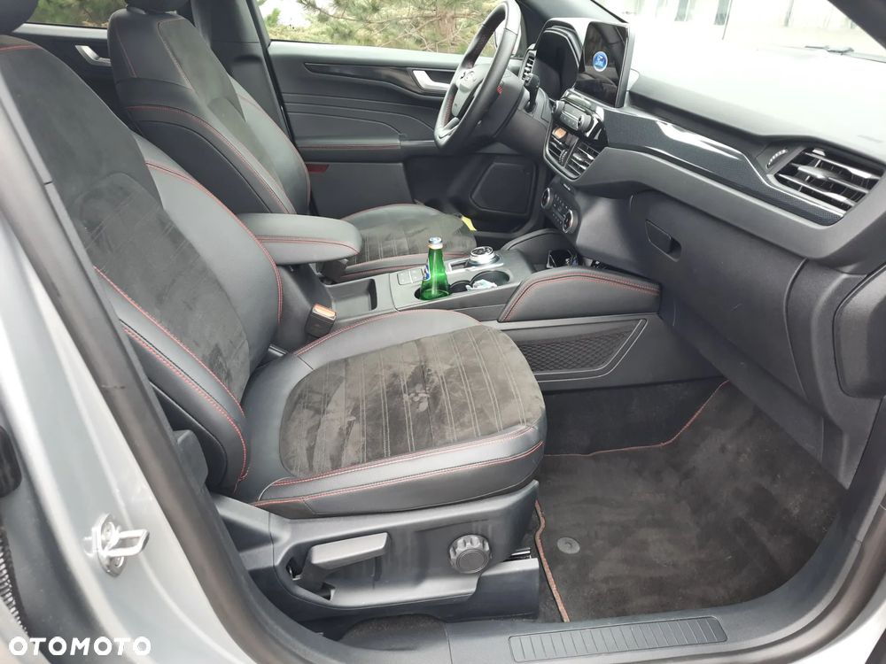 Ford Kuga 2.5P PHEV FWD ST-Line X - 15