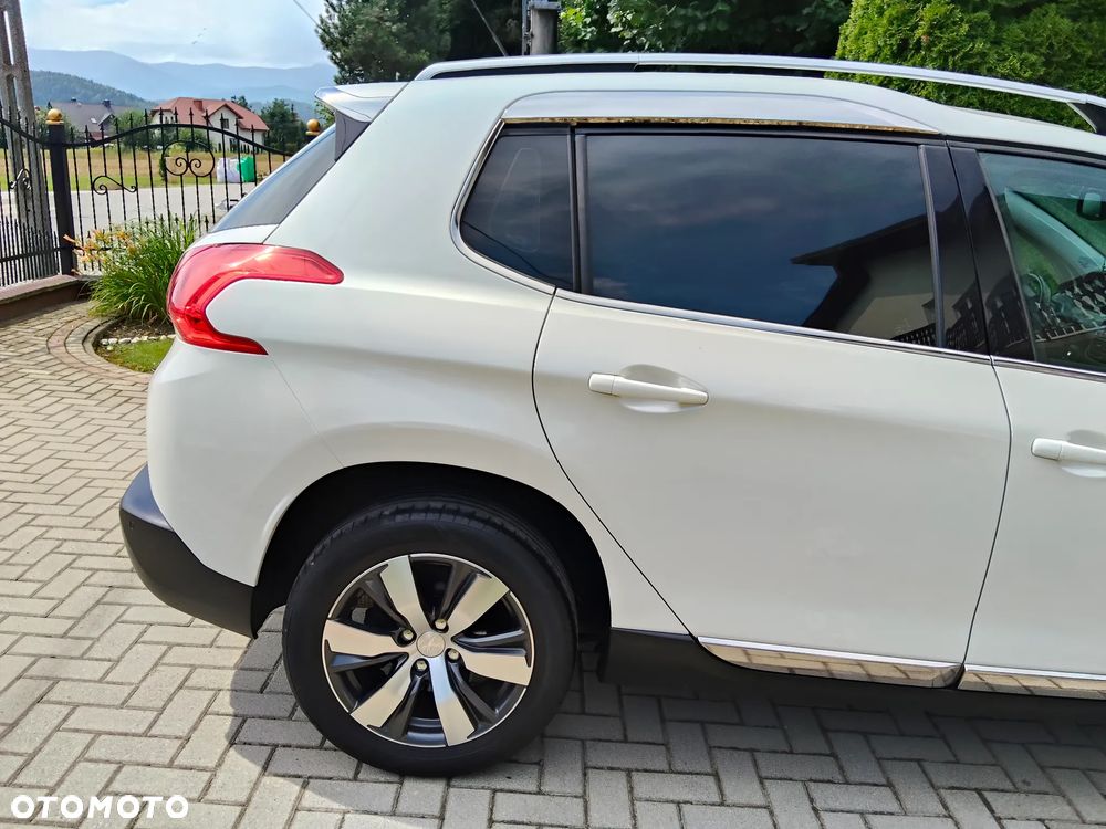 Peugeot 2008 e-HDi FAP 115 STOP & START Allure - 9