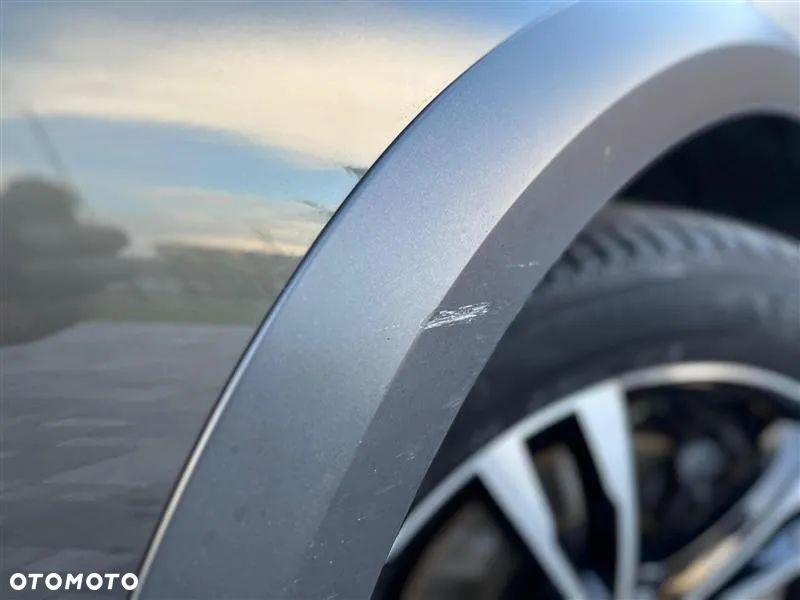 Volvo V90 Cross Country - 25