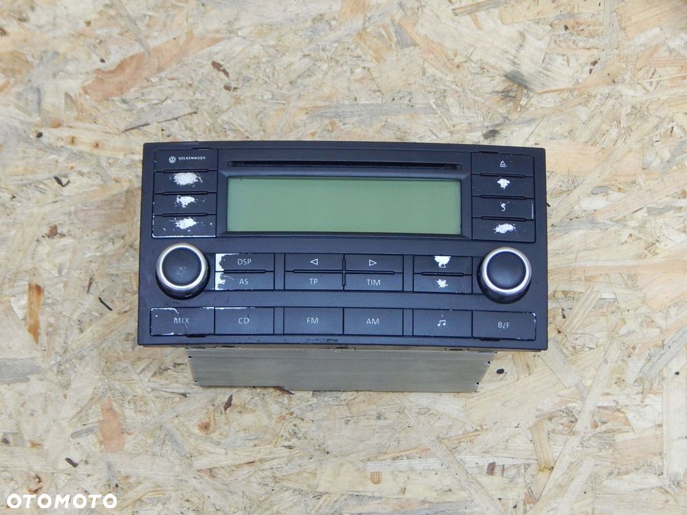 vw t5 multivan radio cd 7l6035195a uszkodzone - 1
