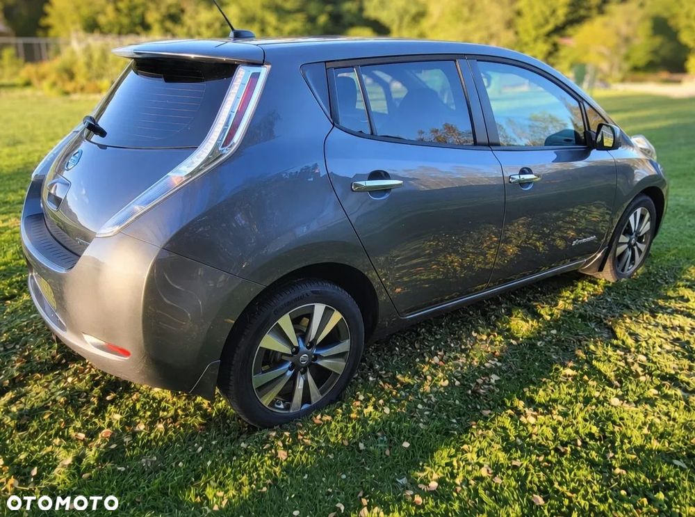 Nissan Leaf - 5