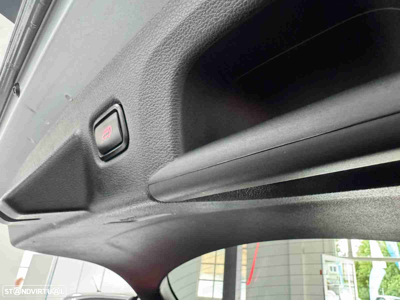 Kia XCeed 1.6 GDi PHEV First Edition+SRF - 18