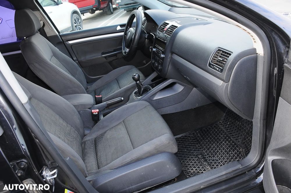 Volkswagen Golf Plus 1.9 TDI Comfortline - 12