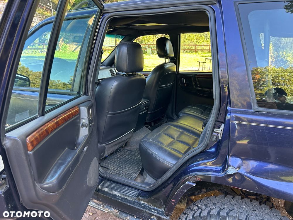 Jeep Grand Cherokee - 10