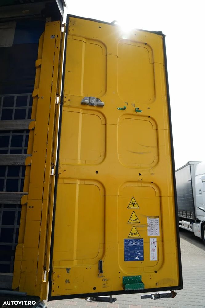 Krone CORTINĂ KRONE / MEGA / ACOPERIȘ RIDICAT / PRELATĂ ARMATĂ / PLATĂ JOSĂ / - 15