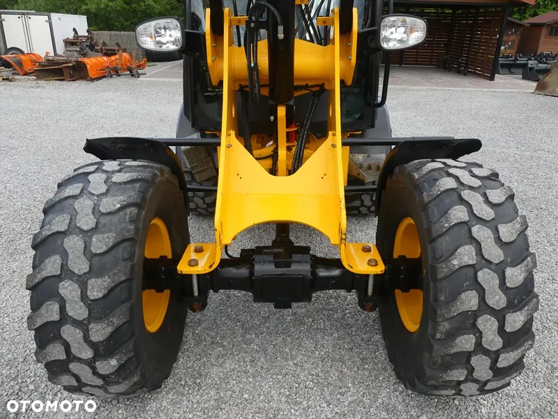 JCB 407 T4 z Niemiec / 2790mtg / BEZ DPF / - 32