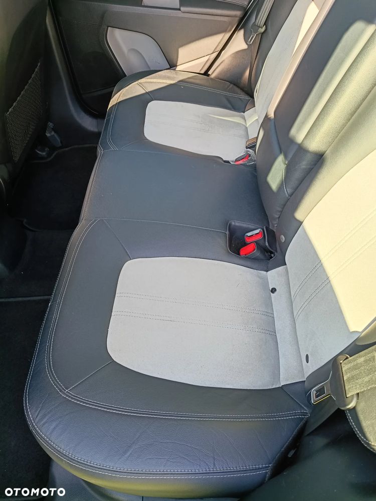 Kia Sportage 2.0 CRDI XL AWD - 22