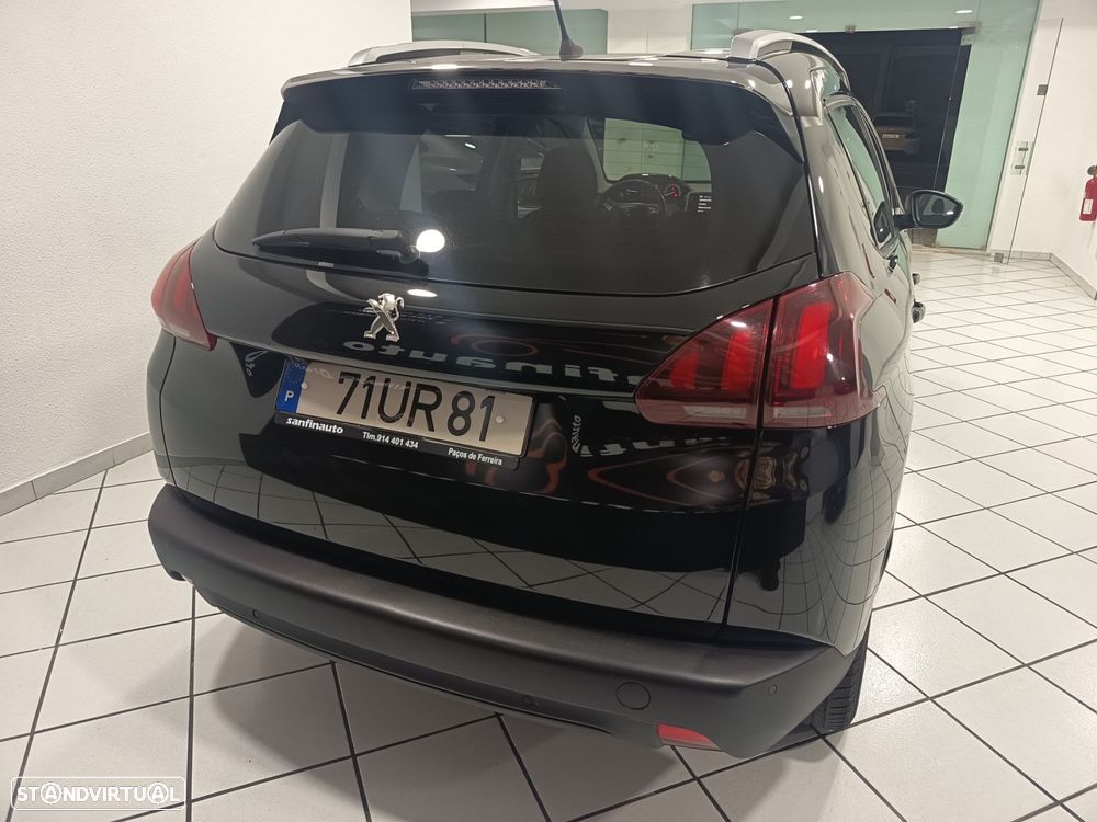 Peugeot 2008 1.2 PureTech Style - 16