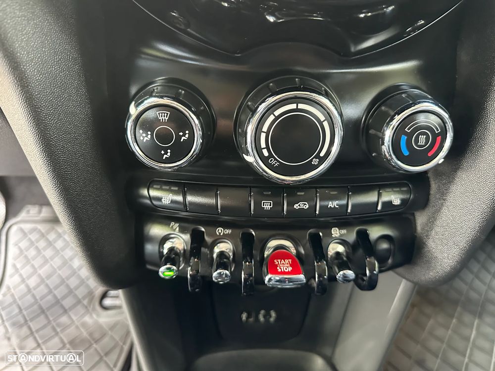 MINI 5 Portas Cooper D - 25