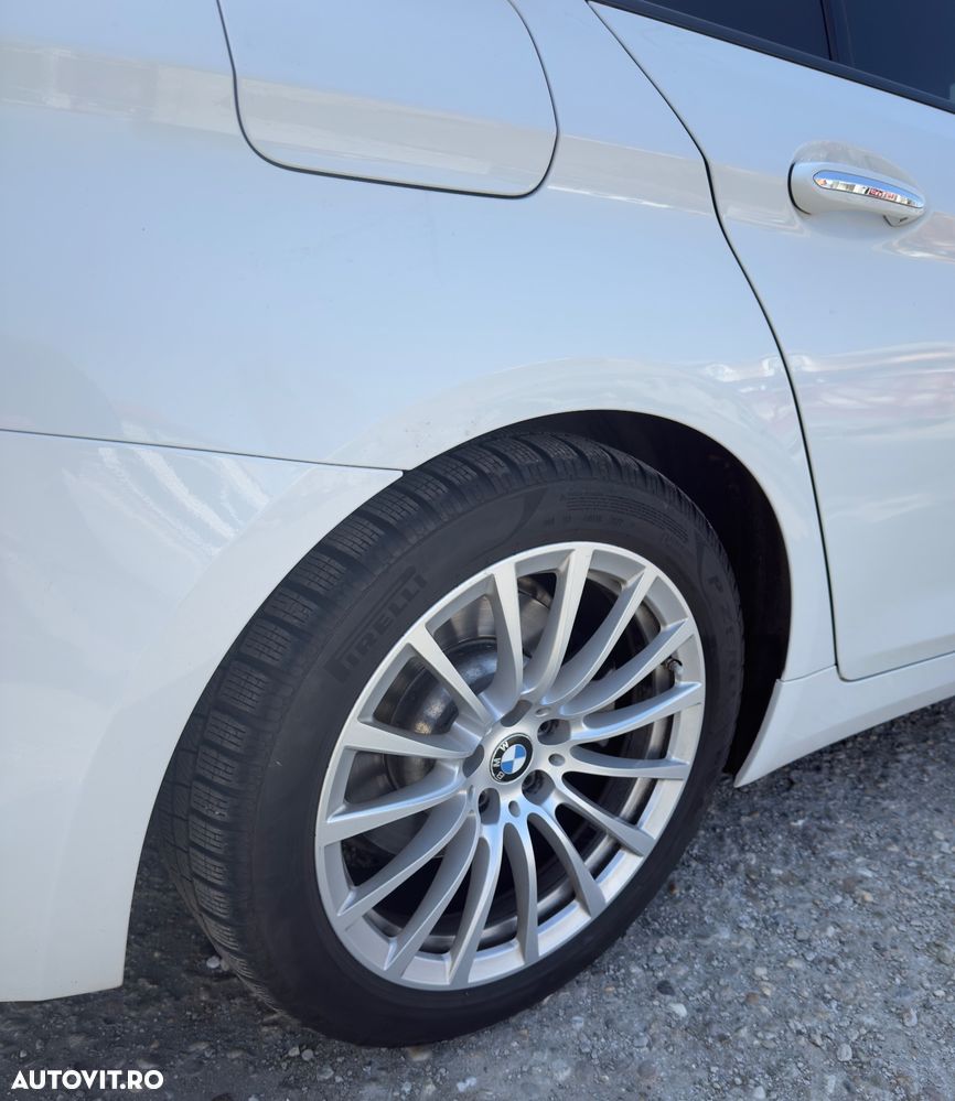 BMW Seria 5 520d xDrive Aut. Sport Line - 33