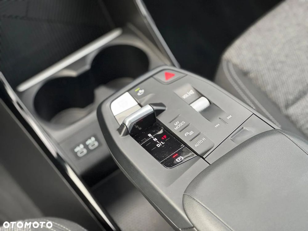 BMW Seria 2 218i Luxury Line - 14