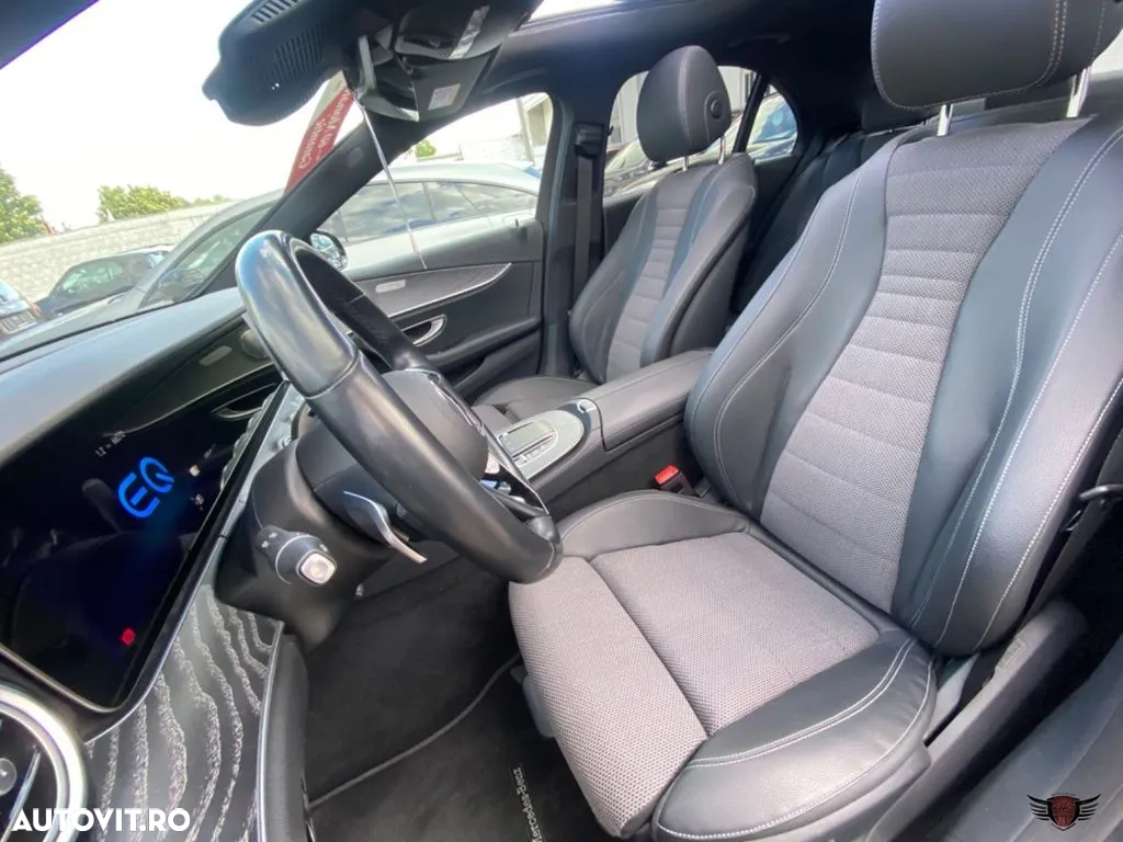 Mercedes-Benz E 300 de 9G-TRONIC AMG Line - 13