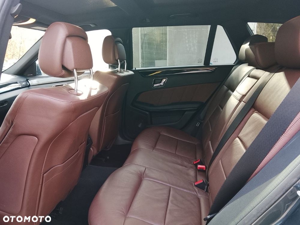 Mercedes-Benz Klasa E - 7