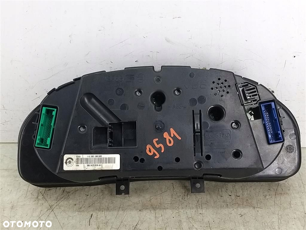 Licznik VW Passat B5 2.0B LIFT 2000-2005 VDO - 2