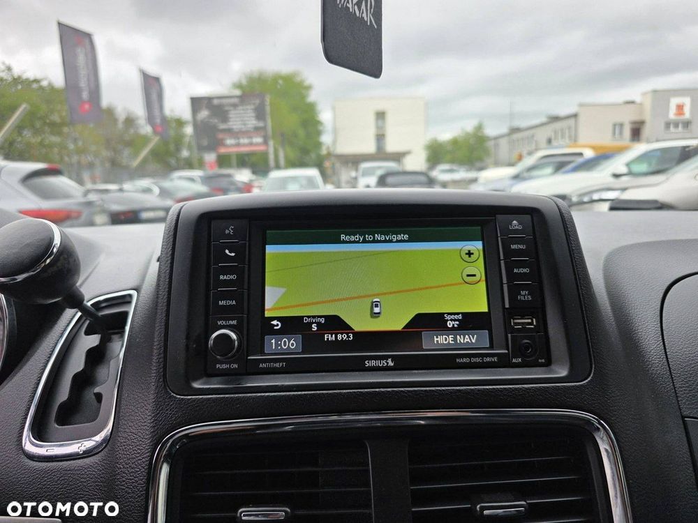 Dodge Grand Caravan - 16