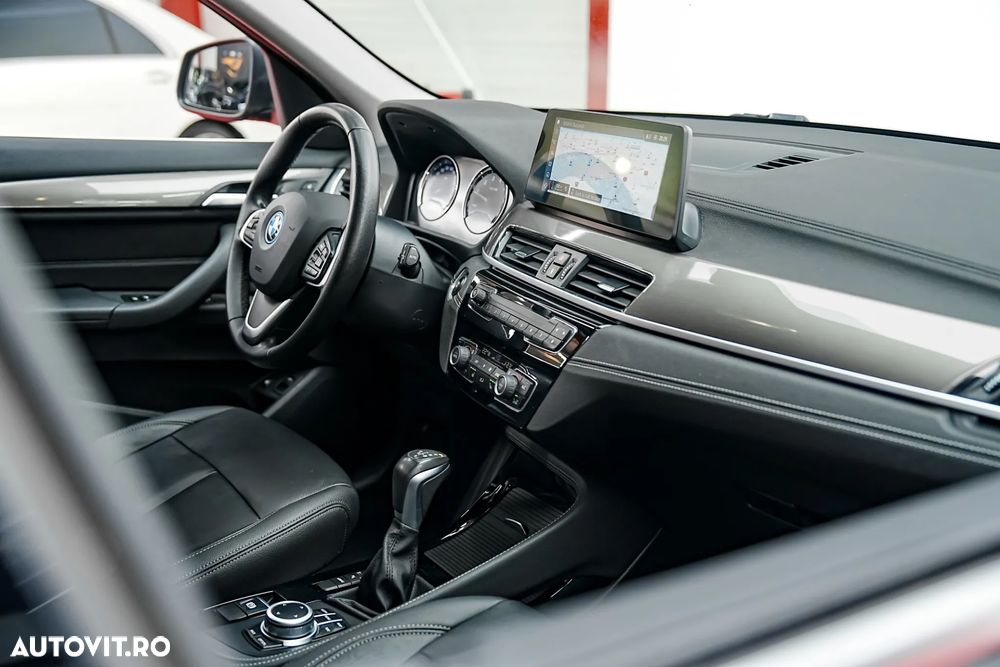 BMW X1 xDrive25e xLine - 12