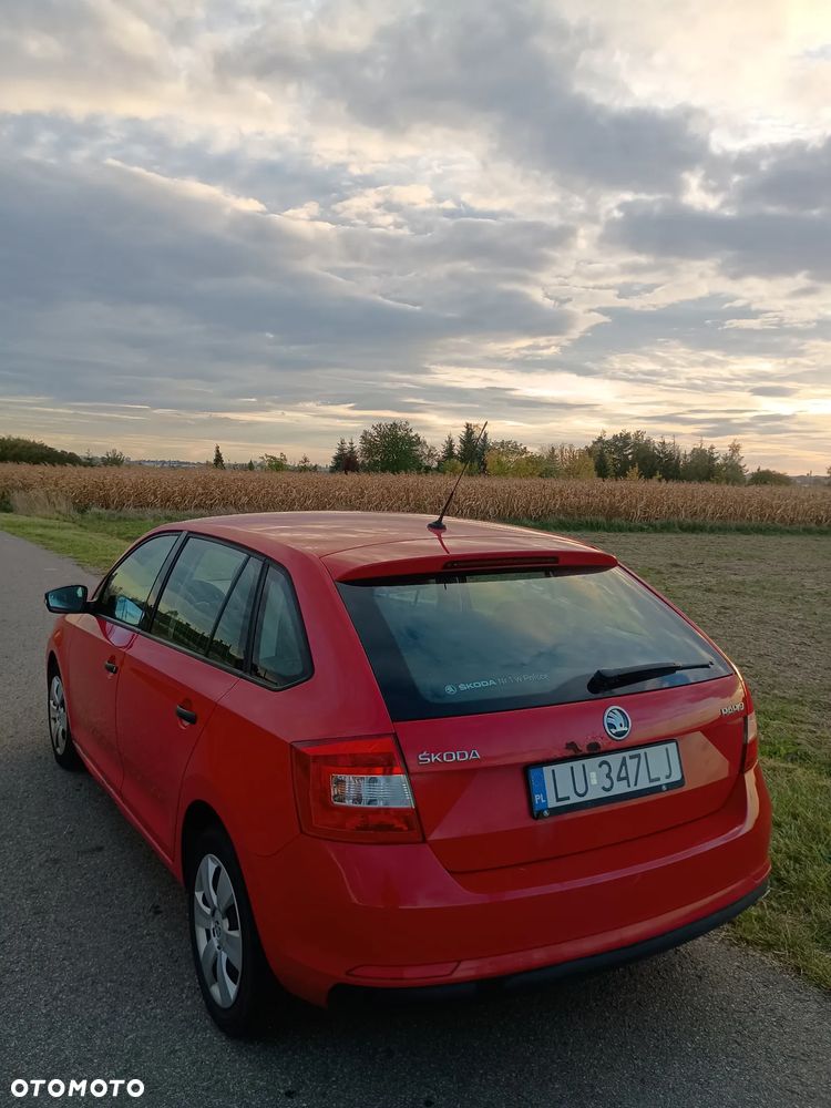 Skoda Rapid 2015 photo 4