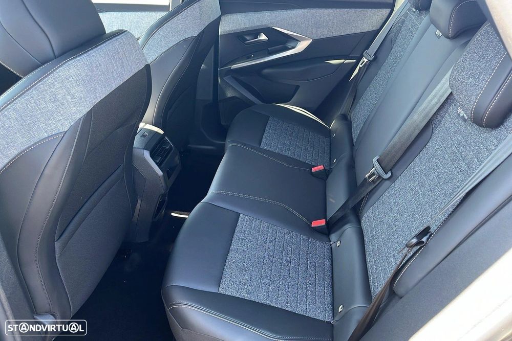 Peugeot 3008 1.2 Hybrid Allure e-DCS6 - 10