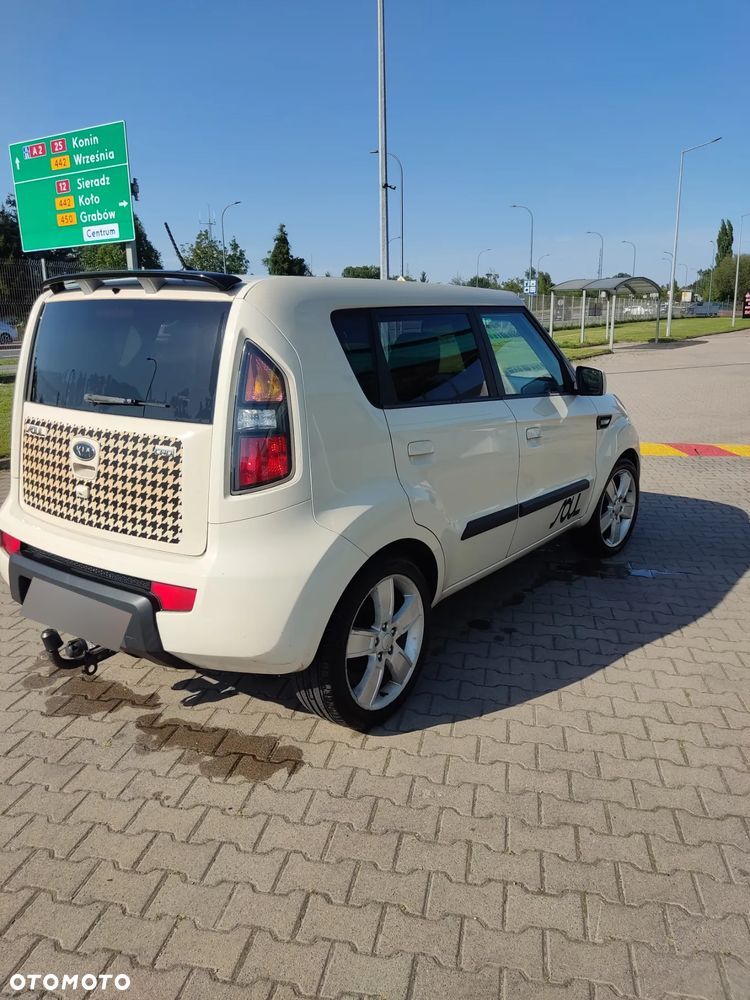 Kia Soul 1.6 CRDi L EU5 - 9