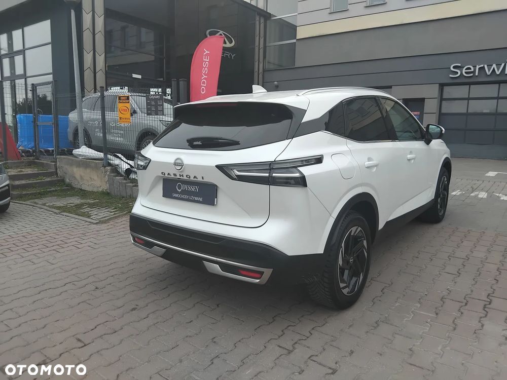 Nissan Qashqai 1.3 DIG-T MHEV N-Connecta Xtronic - 3