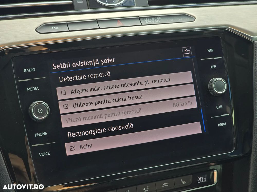Volkswagen Passat 2.0 TDI SCR DSG Highline - 30