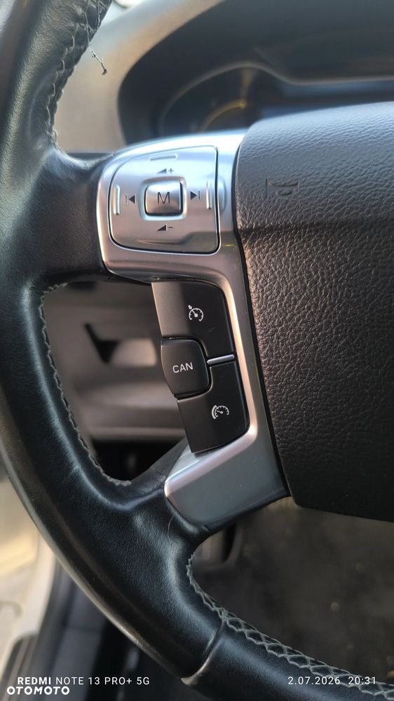 Ford S-Max 2.0 TDCi DPF Titanium - 25