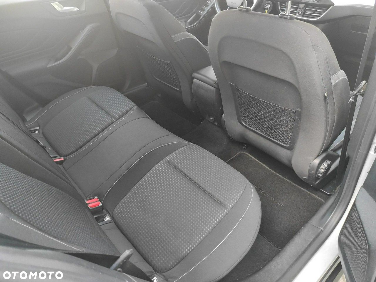 Ford Focus 1.0 EcoBoost Trend Edition - 23