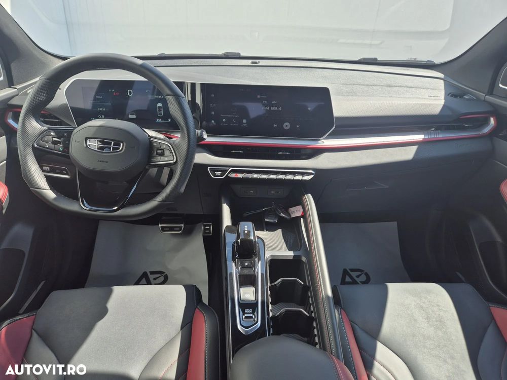 Geely Coolray - 14