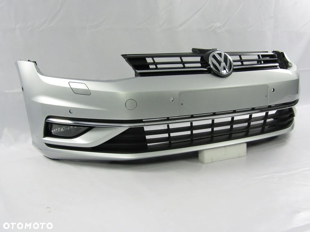 Zderzak przedni VW Golf 7 17 - 20 Sprysk. / Pdc-6 Lakier LA7W - 2