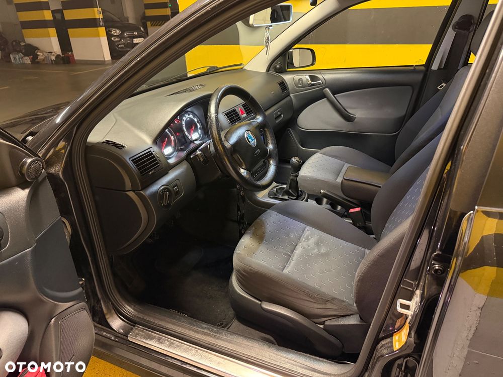 Skoda Octavia 1.9 TDI Tour - 4