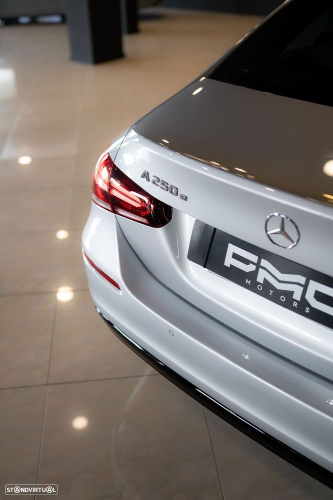 Mercedes-Benz A 250 Limousine e 8G-DCT Progressive - 16