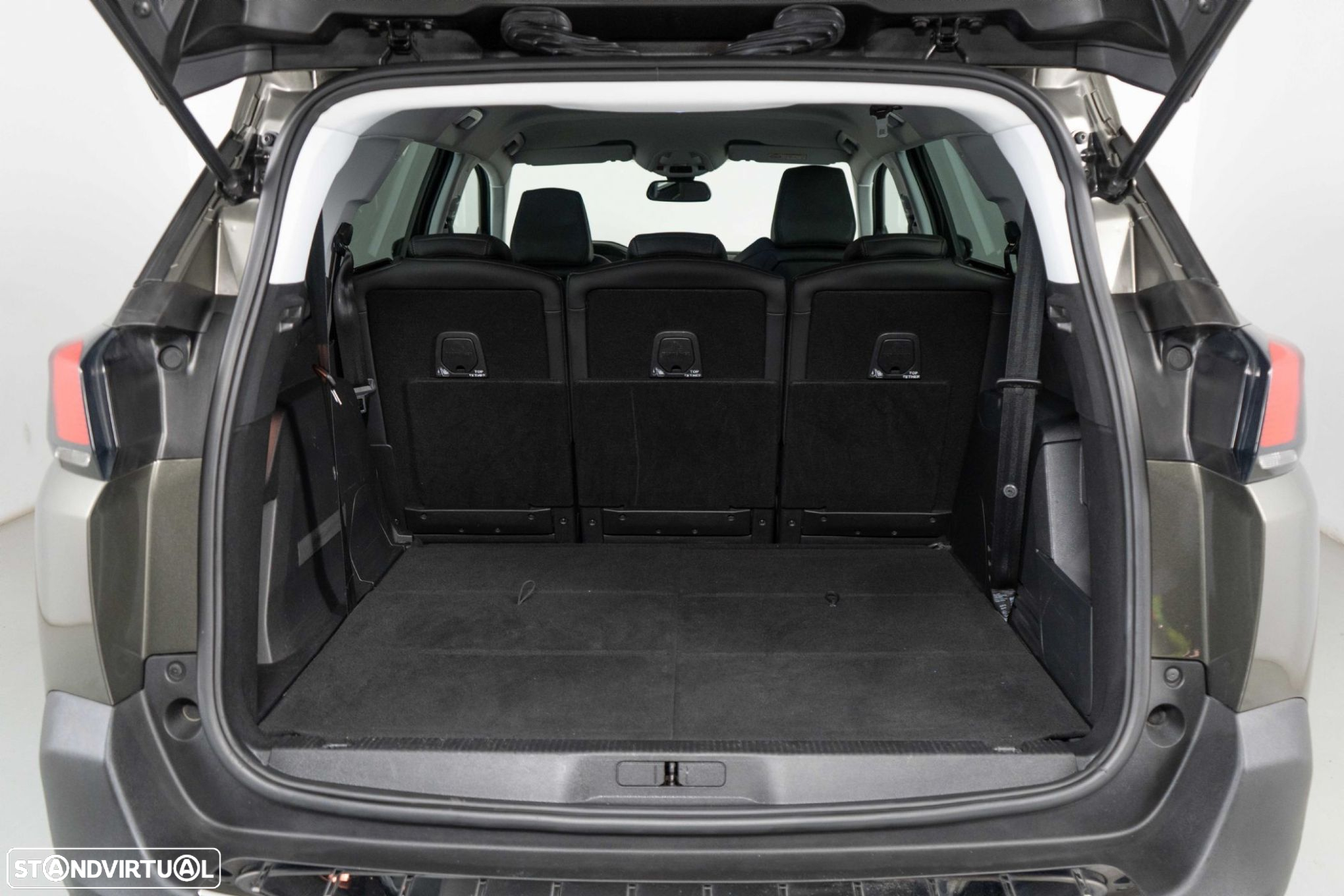 Peugeot 5008 1.2 PureTech Allure EAT8 - 15