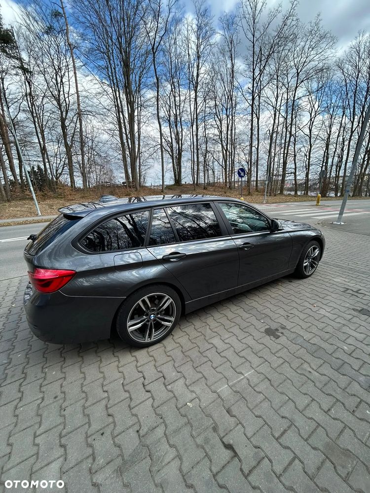 BMW Seria 3 320d xDrive Edition Luxury Line Purity - 8