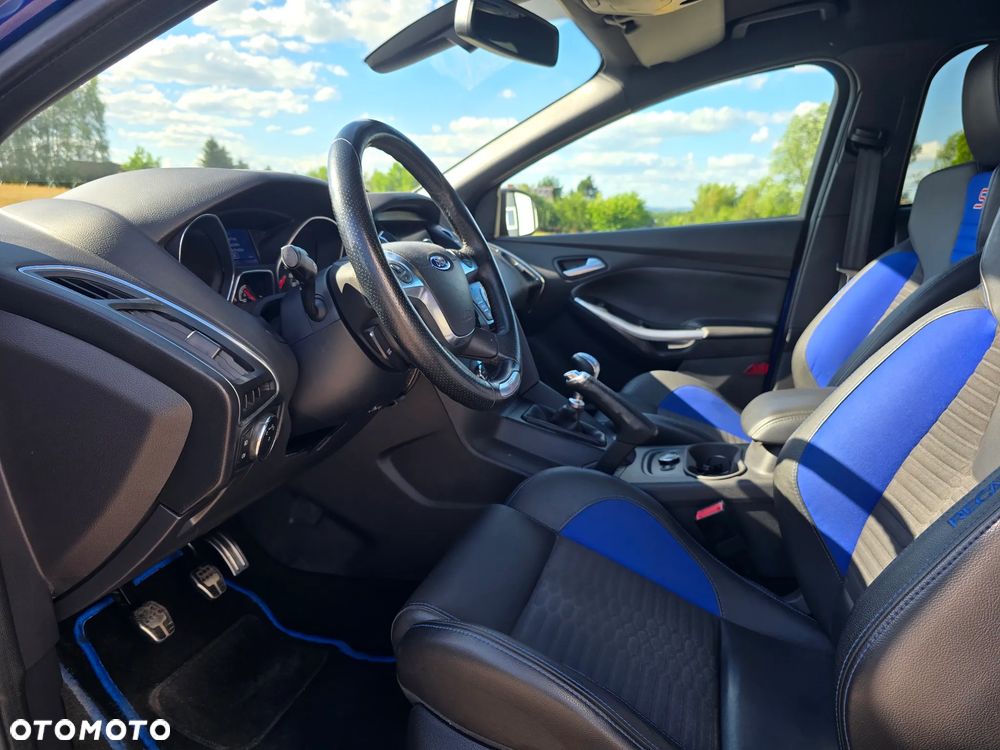 Ford Focus 2.0 EcoBoost ST - 18